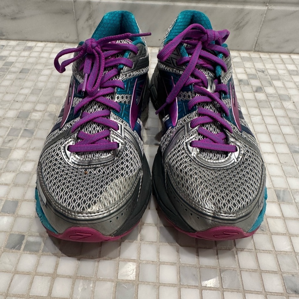 Brooks GTS 17 Women's Gray Blue Purple Running Shoes Size 10.5 - Picture 3 of 9